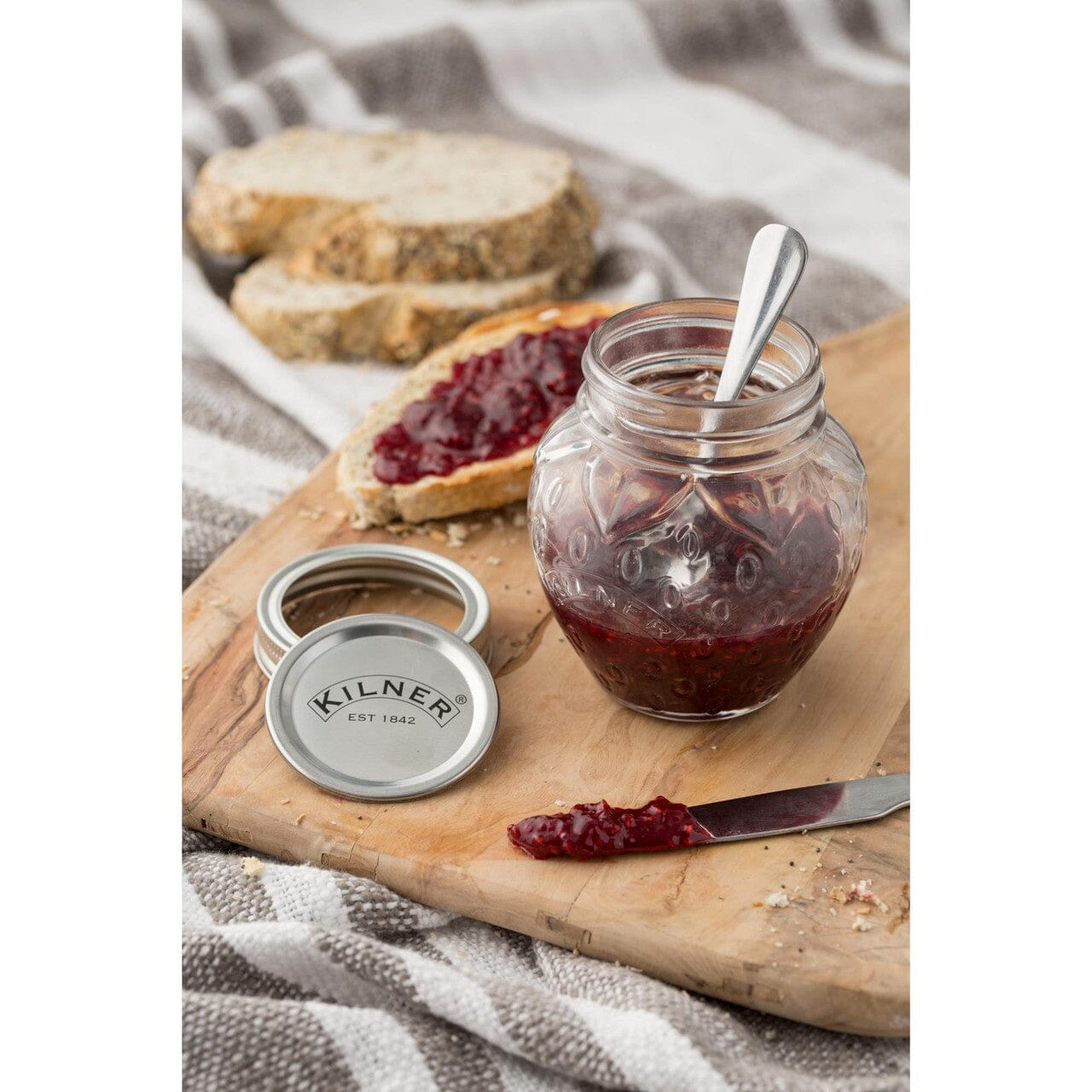 Kilner Strawberry Fruit Jar 400ml Preserving Jars The Cooks Kitchen 