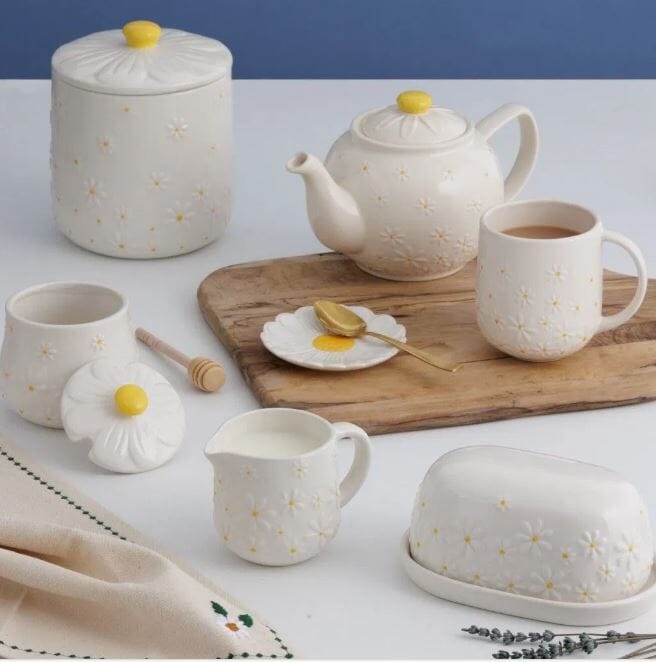 Price & Kensington Daisy Butter Dish Ceramic Hand Painted Flower Embossed White Bread & Butter Storage The Cooks Kitchen 