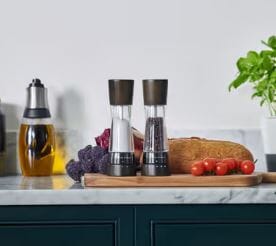 Cole & Mason Salt And Pepper Mill Derwent Wood Gift Set - Black Salt & Pepper Grinders & Mills The Cooks Kitchen 