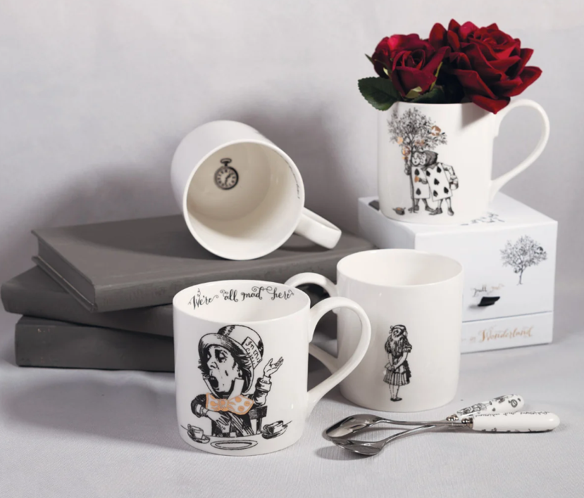 Victoria & Albert Alice In Wonderland Can Mug, Mad Hatter, 350ml, Gift Boxed