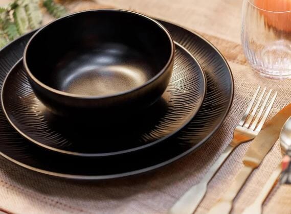 Mikasa Jardin Midnight 12-piece Stoneware Dinner Set - Black 12 Piece The Cooks Kitchen 