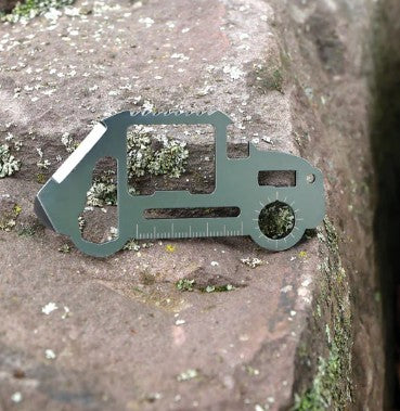 Kikkerland Car Shaped Survival Tool 9x4cm