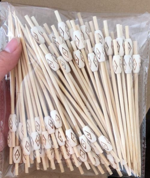My Kitchen Addiction - 100pc Bamboo Fruit Sticks Eye Carvings