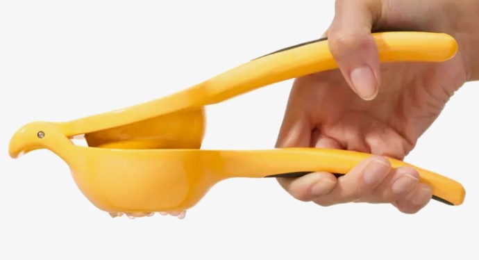 Oxo Good Grips Citrus Squeezer