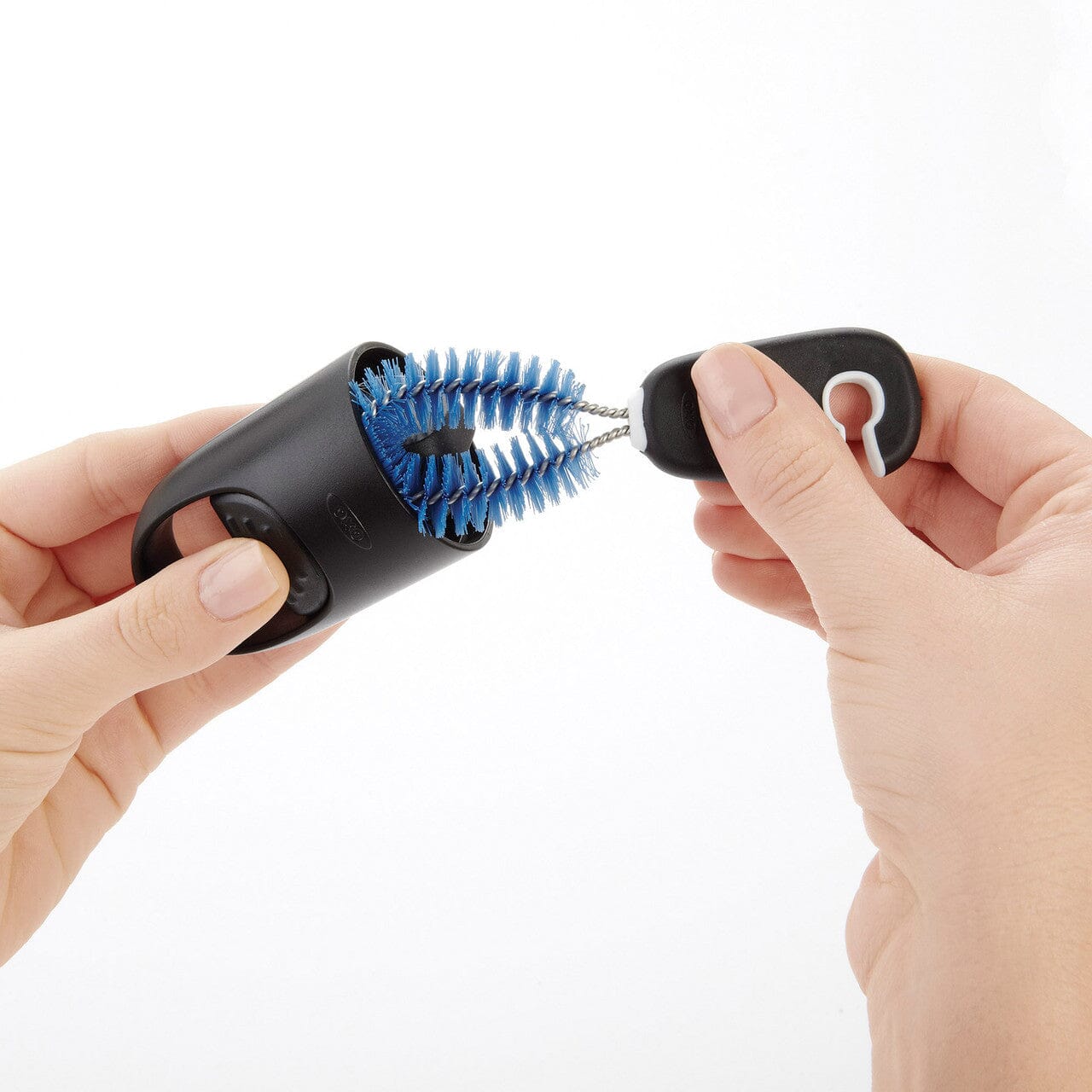 Oxo Good Grips Water Bottle Cleaning Set Cleaning Equipment The Cooks Kitchen 