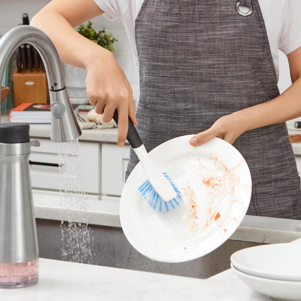 Oxo Good Grips Dish Brush Cleaning Equipment The Cooks Kitchen Mandurah 