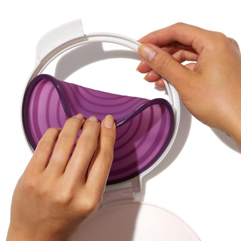 Oxo Good Grips Cut & Keep Silicone Onion Saver Fruit & Vegetable Storage The Cooks Kitchen 