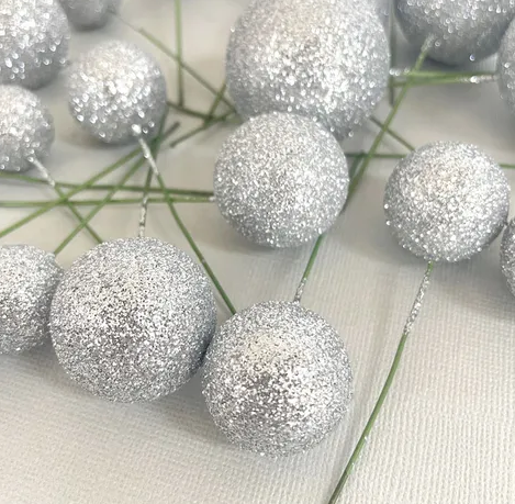 Iconic Cake Art Gliver Silver Ball Topper 20pc