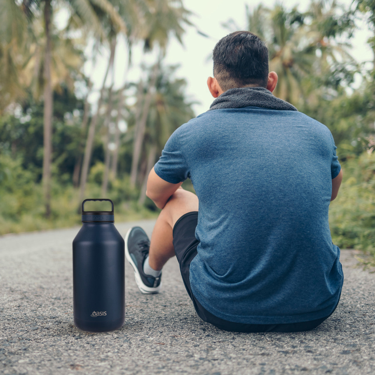Oasis S/s Double Wall Insulated Titan Bottle 1.9l - Navy
