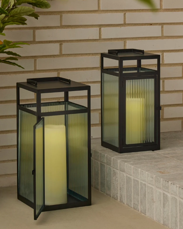 Rogue Elaris Solar Candle White 10x10x20cm