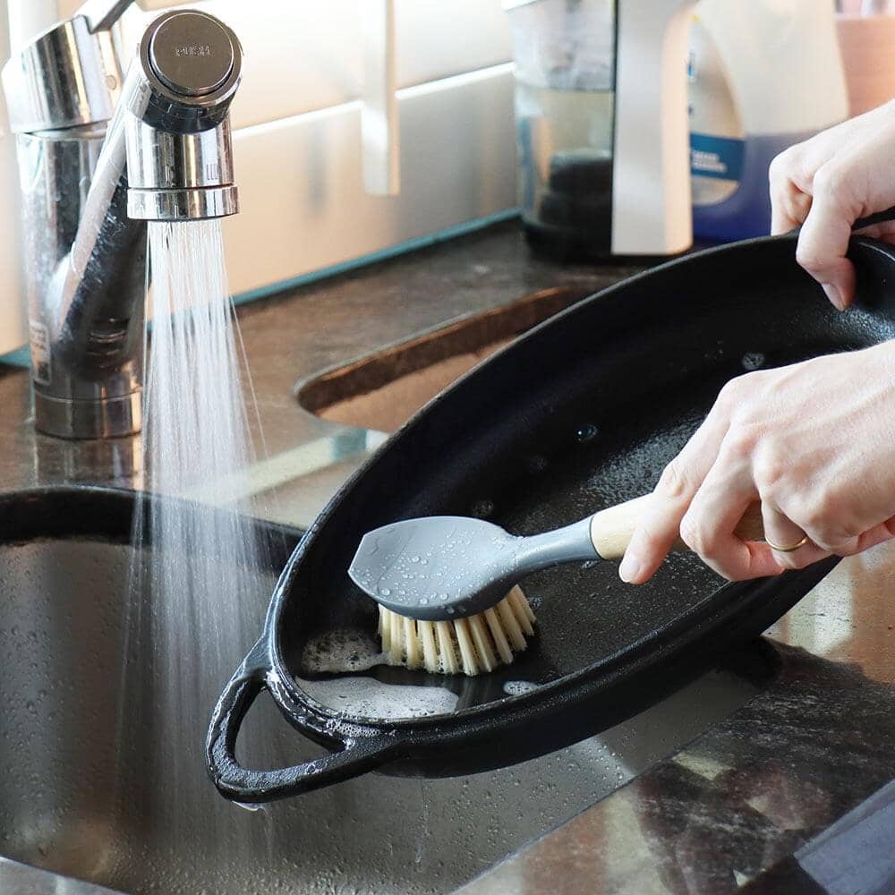 Eco Basics Cast Iron Brush Cleaning Equipment The Cooks Kitchen 