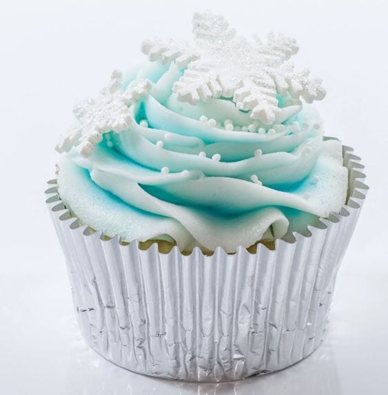 Mondo Bakeware - Snowflake Plunger Cutter S/3 Fondant Cutters The Cooks Kitchen 