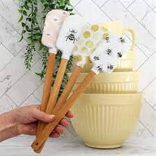 Davis & Waddell Beetanical Kitchen Spatula 4 Assorted Designs Silicone Bakeware The Cooks Kitchen 
