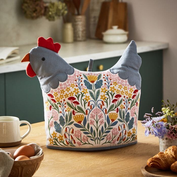 Ulster Weavers Folk Chicken Shaped Tea Cosy Multi-coloured 29x33x3cm The Cooks Kitchen 