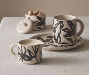 Leaf & Bean Freya Mug & Side Plate 12x9x10cm/21.5x4.5x3cm - Oat & Black