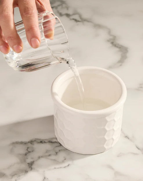 Davis & Waddell Wildflower & Hive Butter Bell White